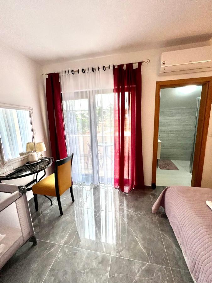 Residence Antiqua Rooms Bibinje Buitenkant foto