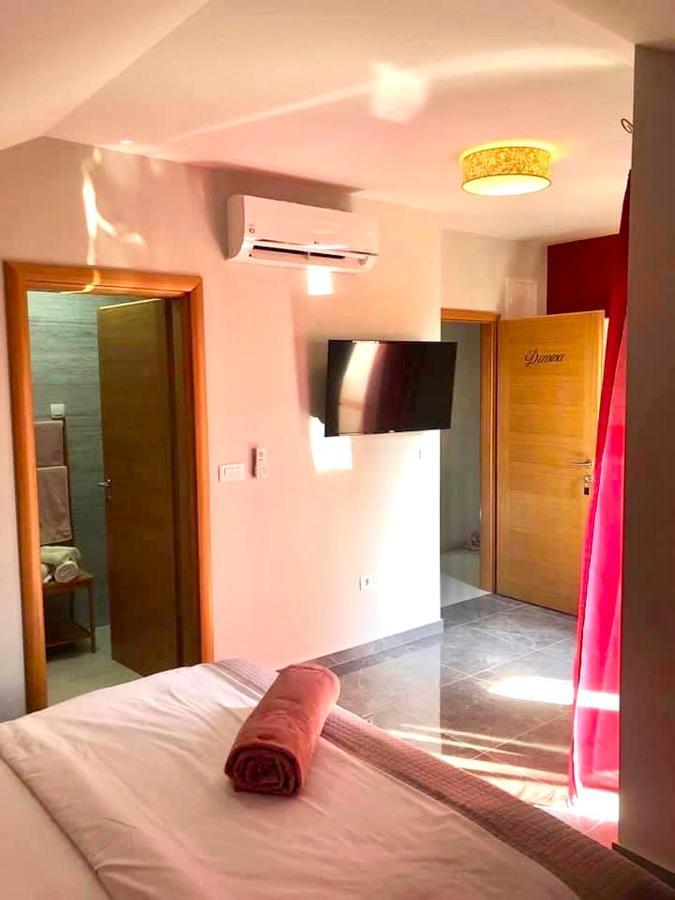 Residence Antiqua Rooms Bibinje Buitenkant foto